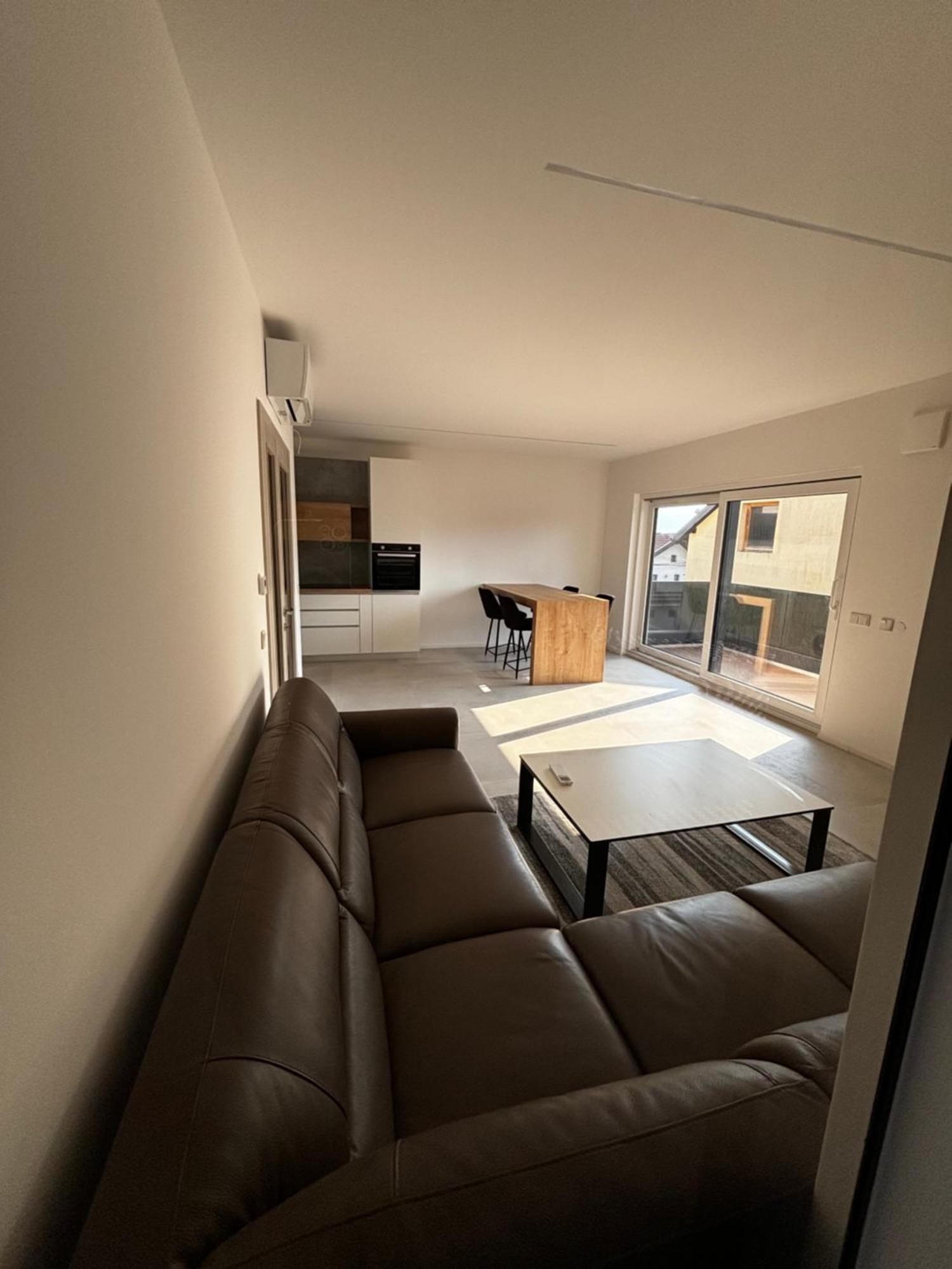 Luxor Apartman 4 SJJ Buitenkant foto