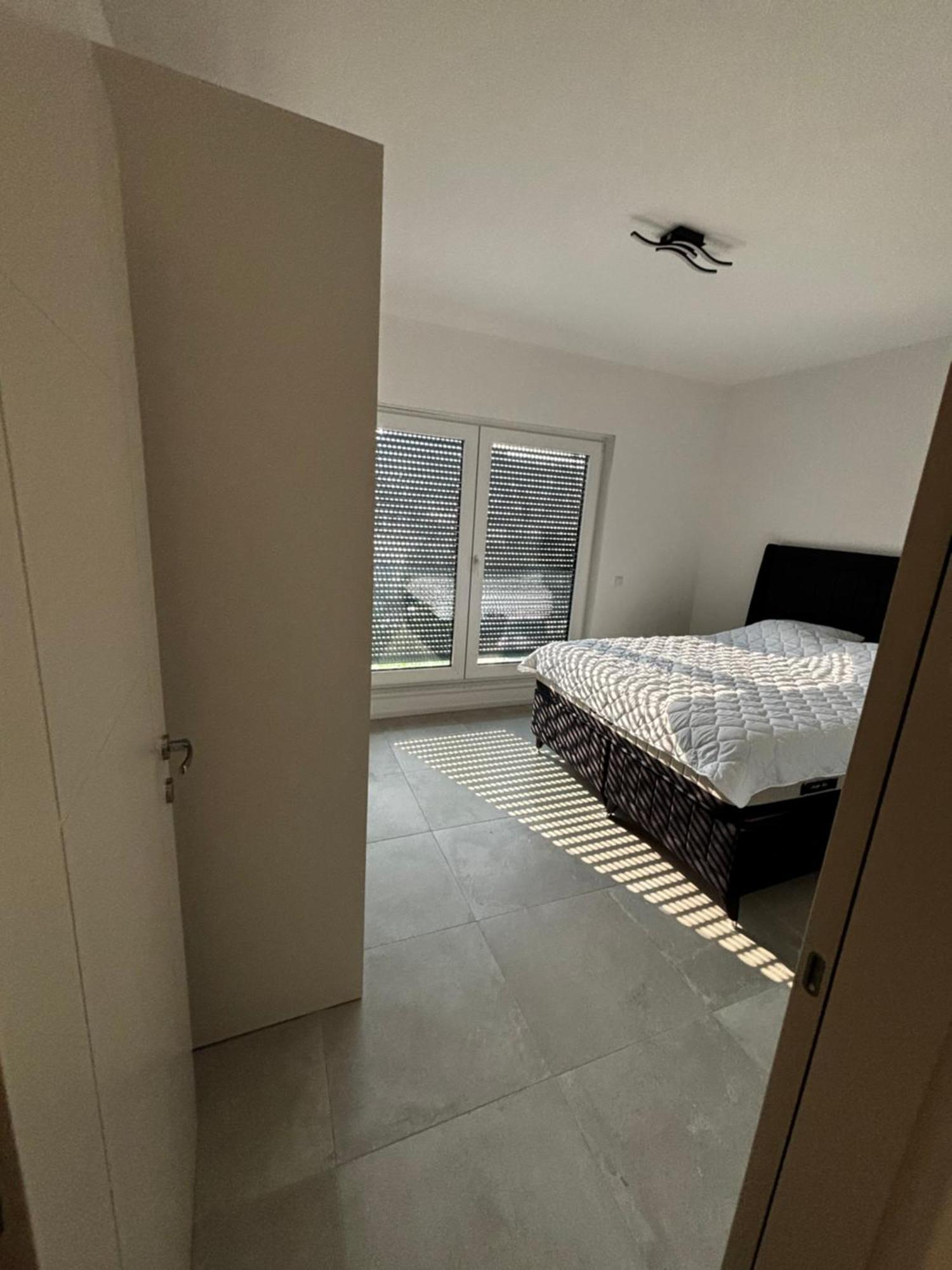 Luxor Apartman 4 SJJ Buitenkant foto