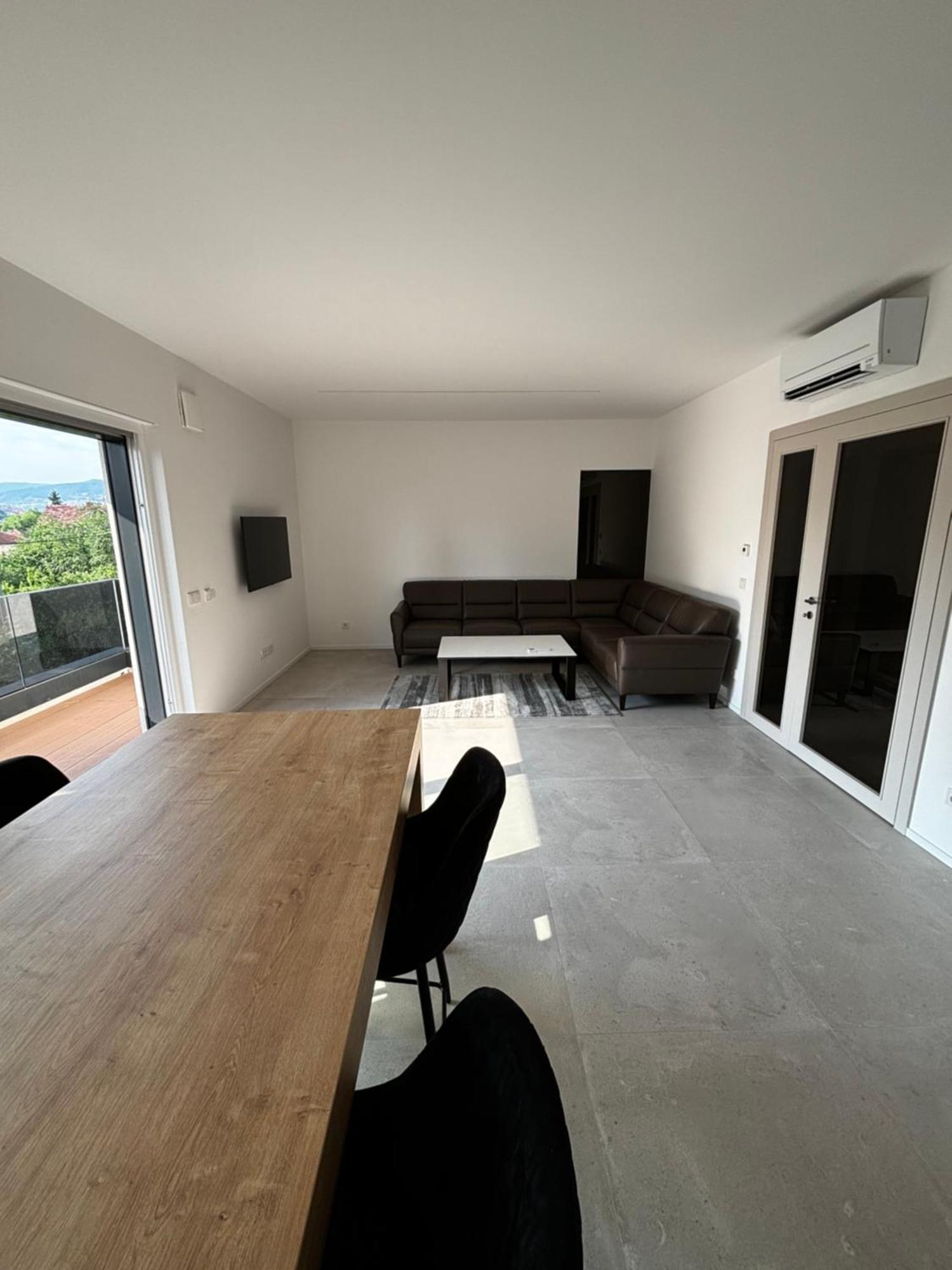 Luxor Apartman 4 SJJ Buitenkant foto